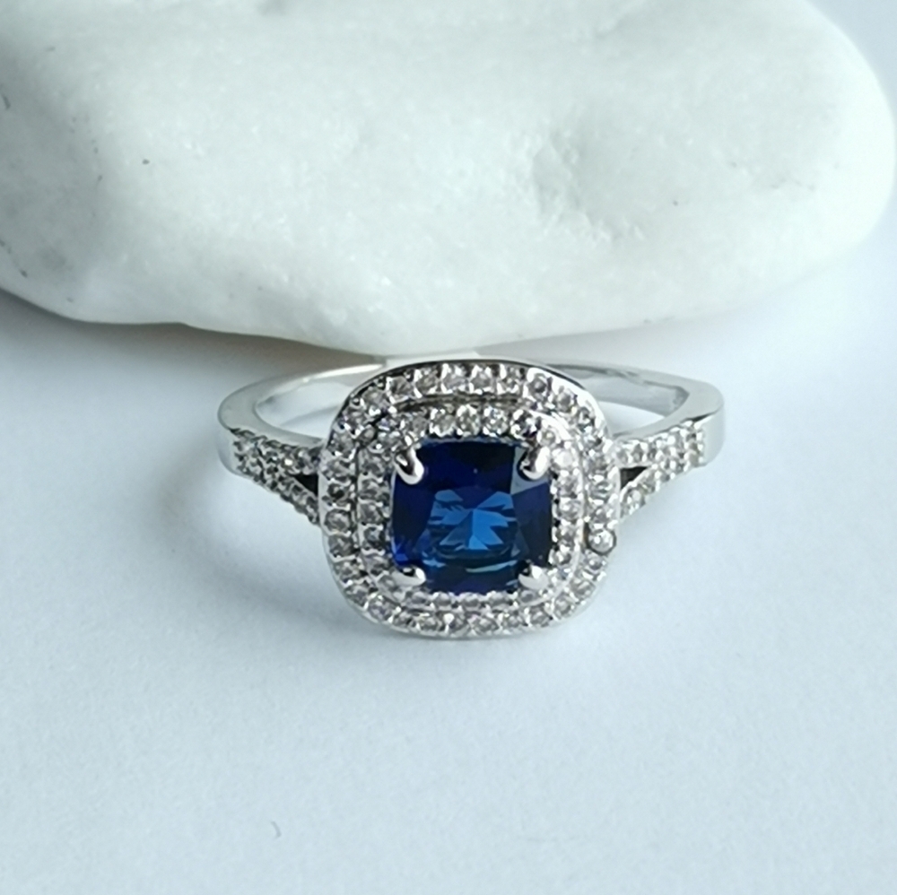 Sapphire CZ Double Halo 14K White Gold Ring Size 8